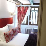 Le Rouge 2* Lusignan