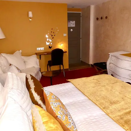 Le Rouge Hotel Lusignan