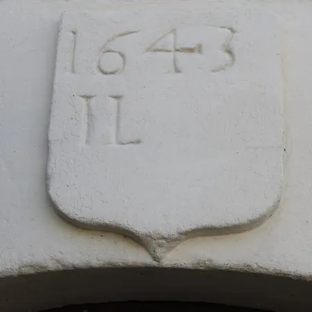 Hotel Le Rouge Lusignan