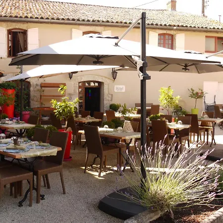 Hotel Le Rouge Lusignan