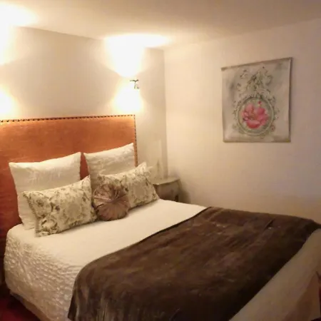 Le Rouge 2* Lusignan