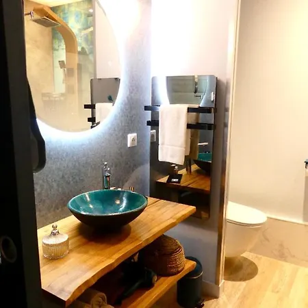 Hotel Le Rouge Lusignan