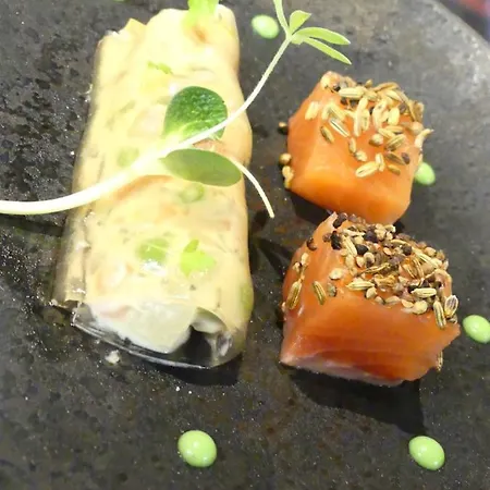 Hotel Le Rouge Lusignan