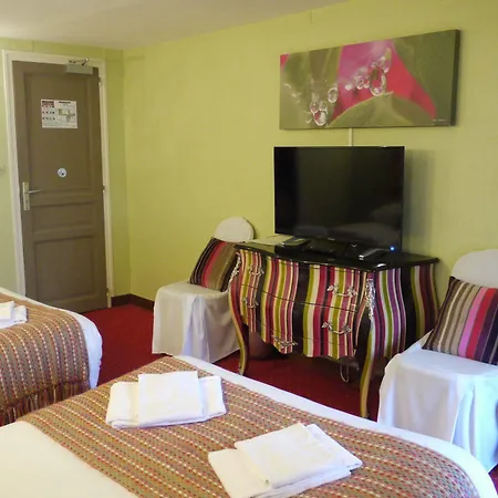 Hotel Le Rouge 2*