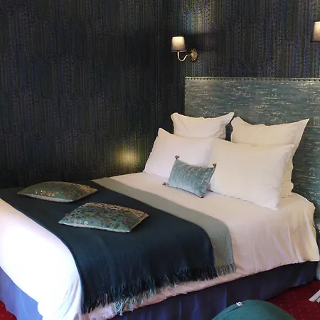 Le Rouge 2* Lusignan